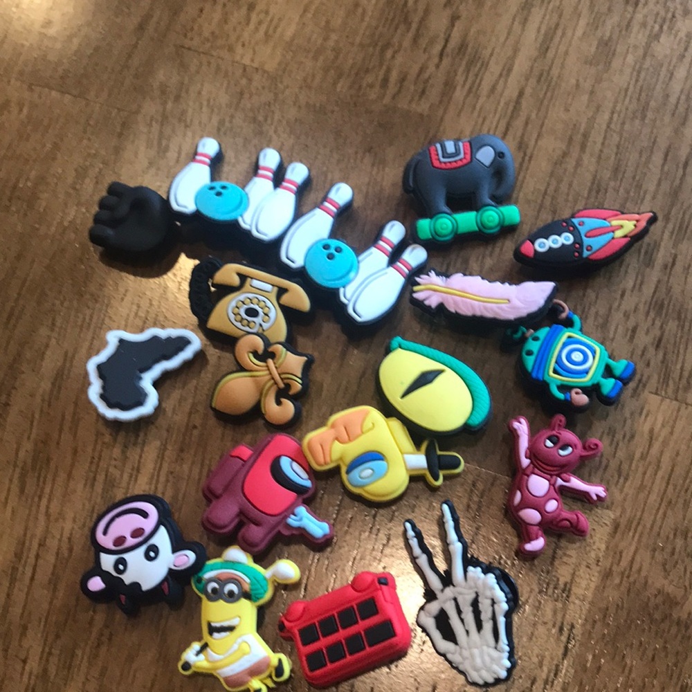 Croc charms